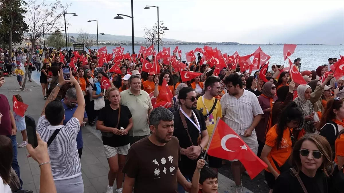 Çanakkale Kültür Yolu Festivali’nde Kortej Yürüyüşü Gerçekleştirildi