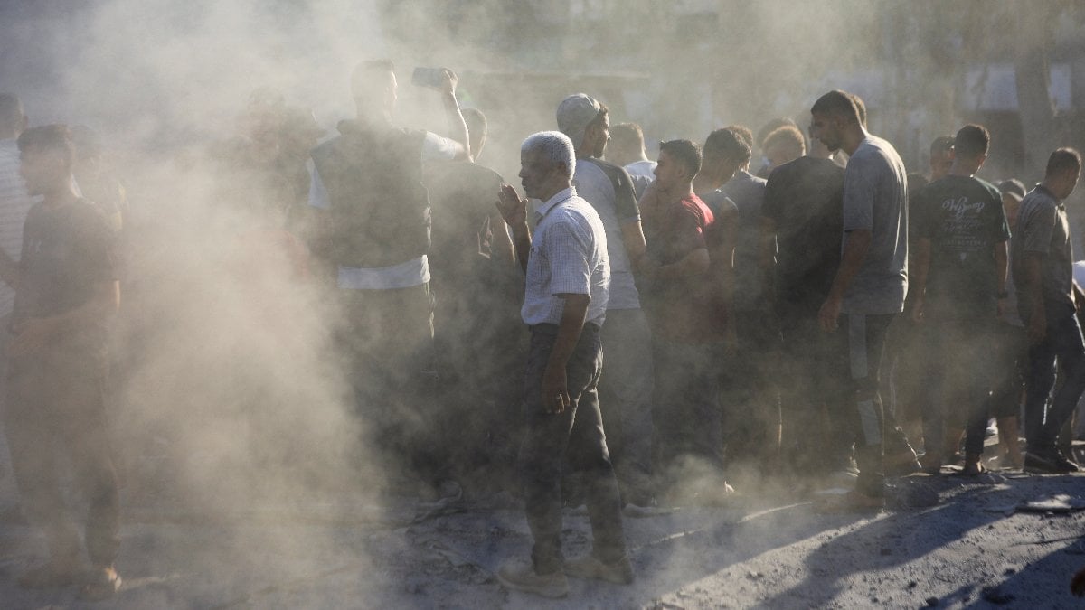 İsrail Gazze’yi bombaladı: En az 10 kişi öldü