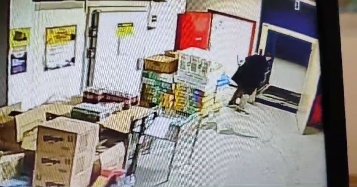 Bindiği asansörün kabini düştü