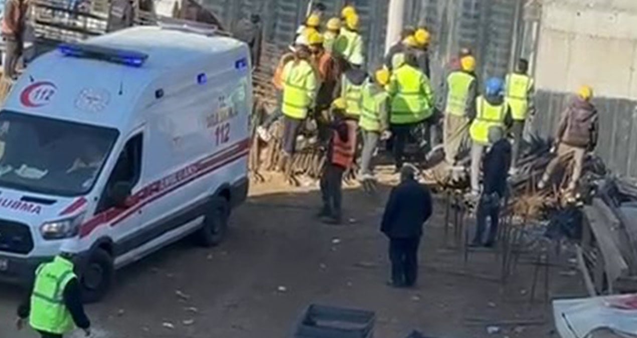 Siirt’te ikinci kattan düşen işçi ağır yaralandı