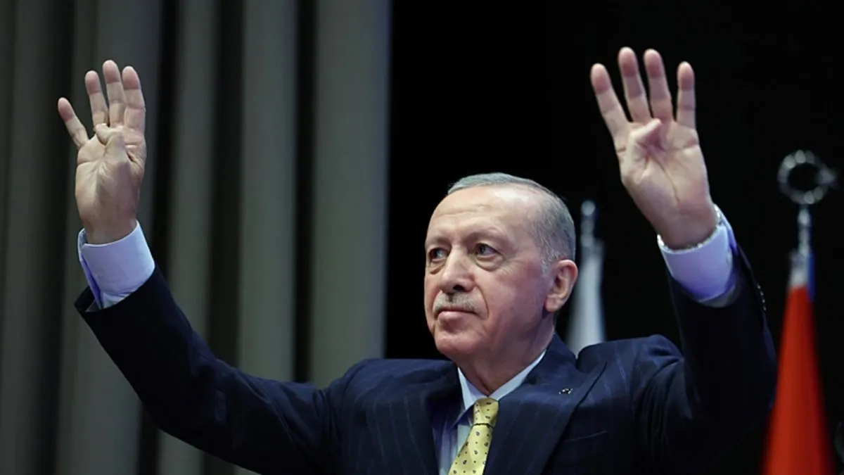 Son dakika: Başkan Erdoğan’dan Özgür Özel’e çok sert tepki: Ayaklarını denk al, haddini bileceksin