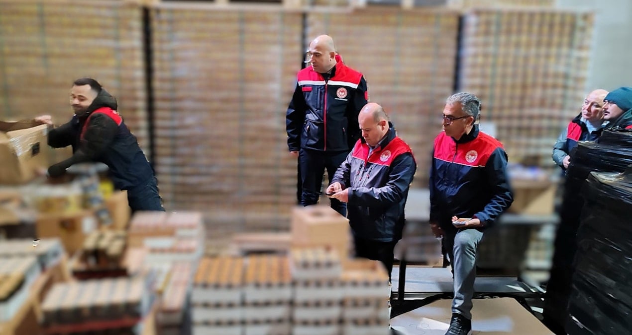 Kırklareli’de 1 milyon adet sahte enerji içeceği ele geçirildi