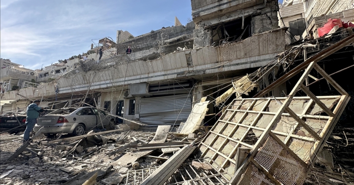 İsrail Suriye’ye saldırılar düzenledi